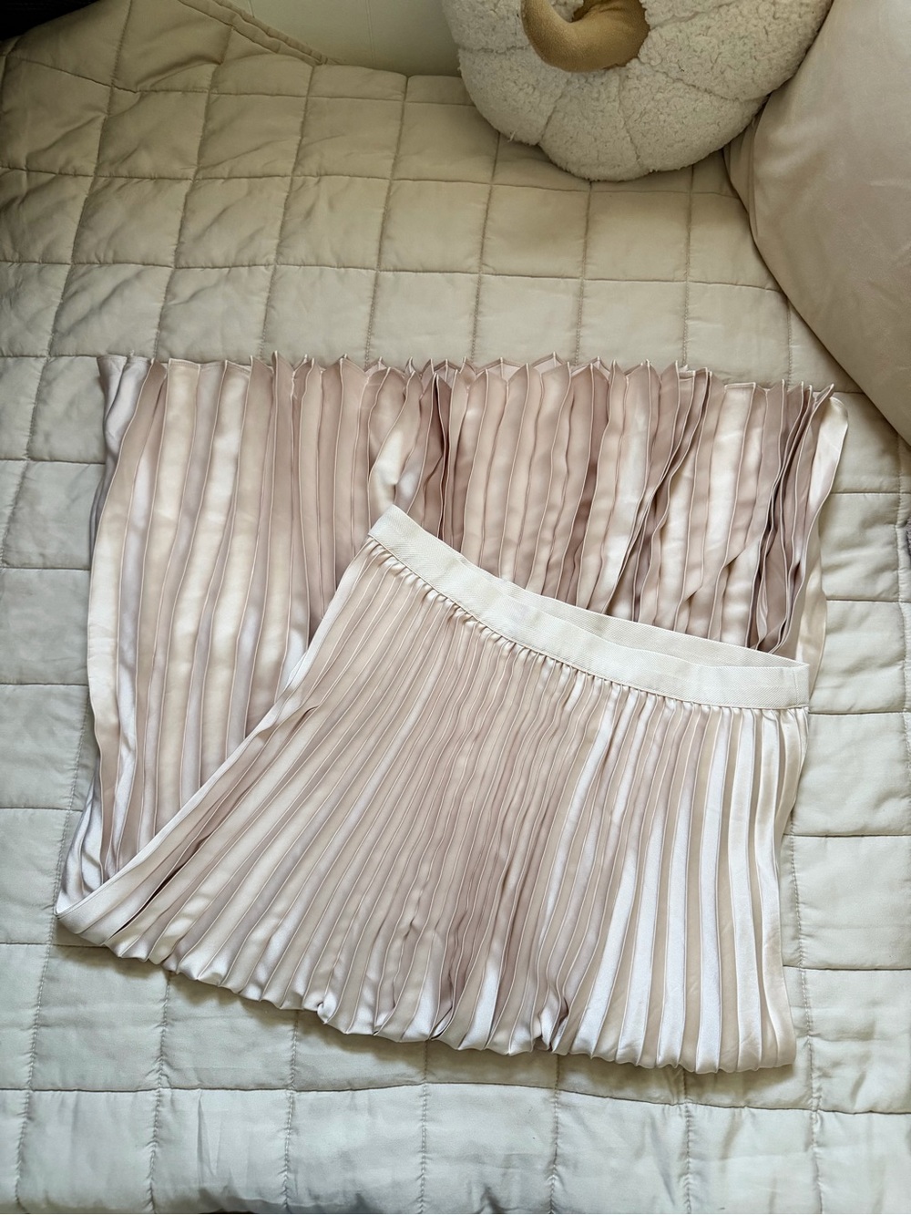 Rachel Zoe Pleated Satin Midi Skirt in Blush Pink